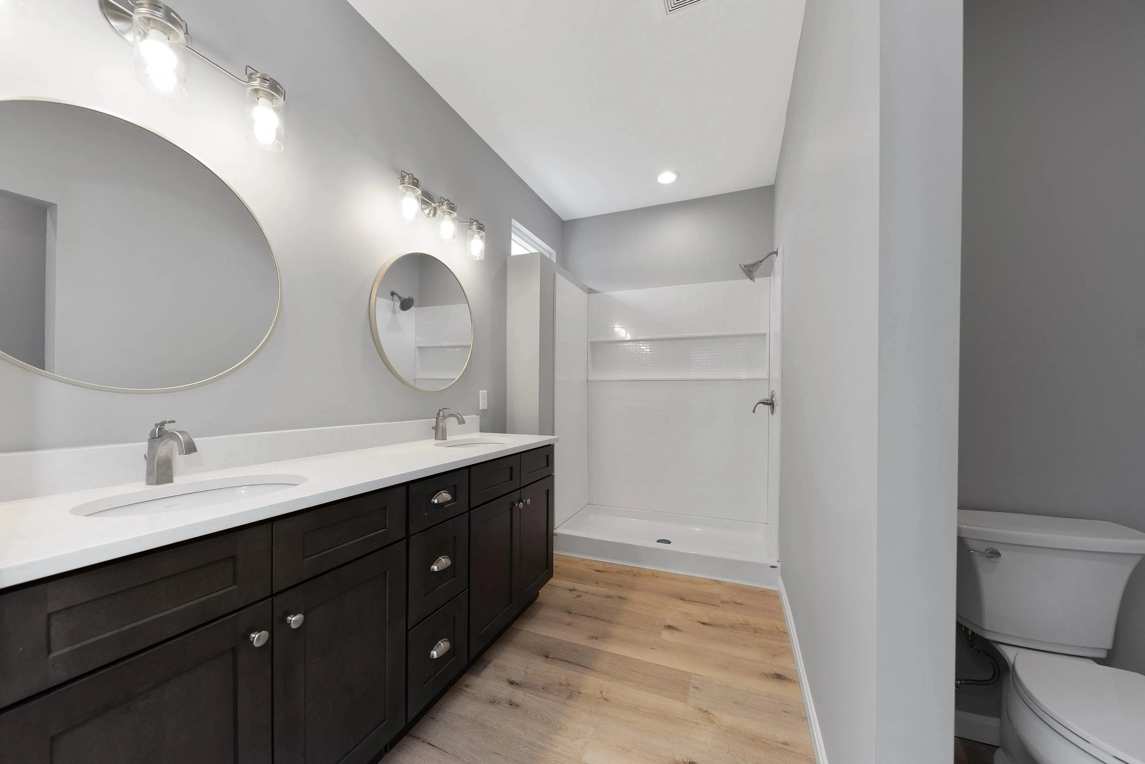 Charming 3-bedroom home with open layout and modern features!