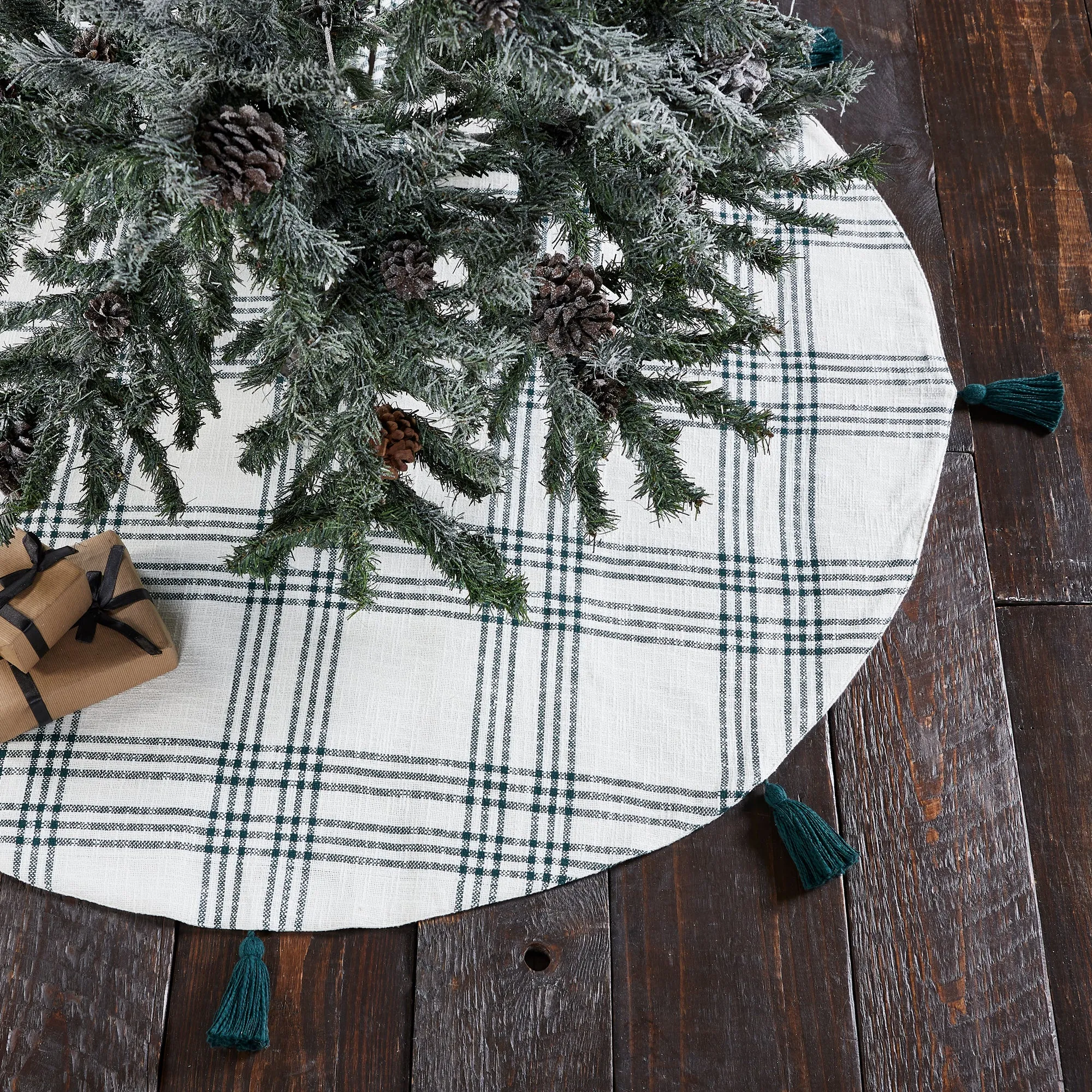 Plaid Tree Skirt