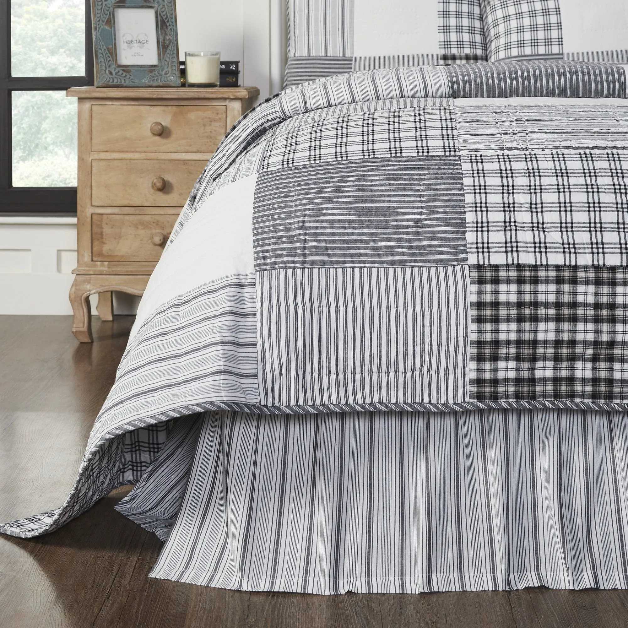 Sawyer Mill Black Bed Skirt