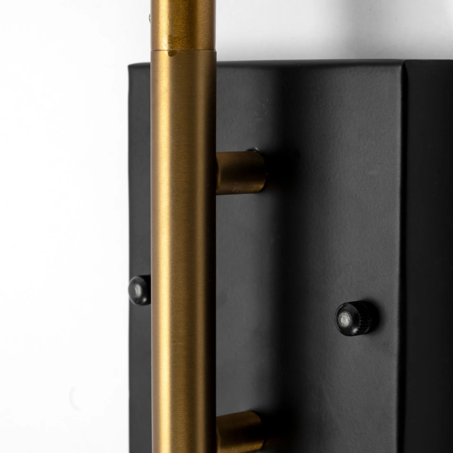 Trevor Wall Sconce