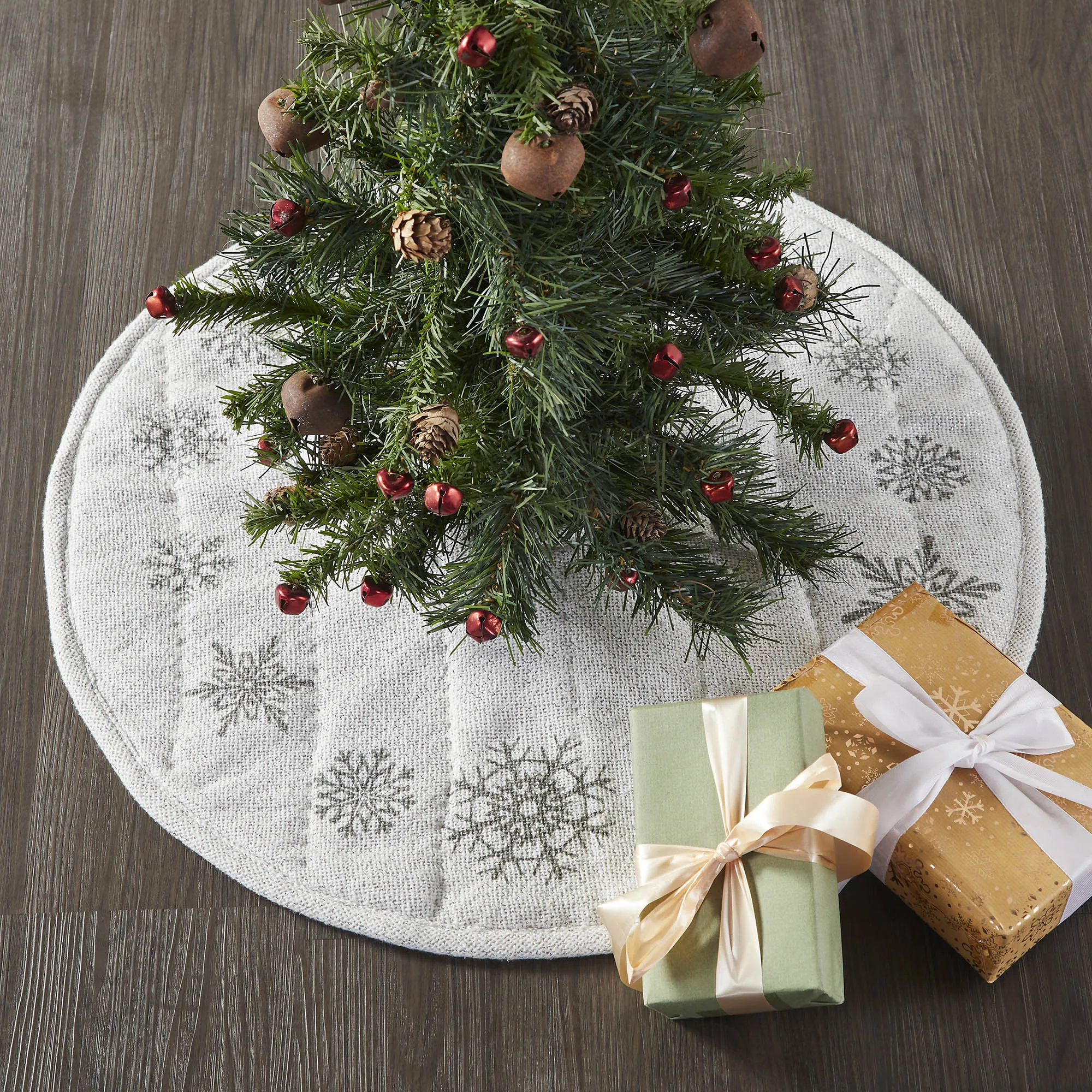 Yuletide Burlap Antique White Snowflake Tree Skirt